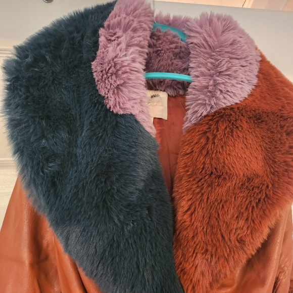 Hutch Bowie 1X vegan leather faux fur coat - Picture 3 of 4